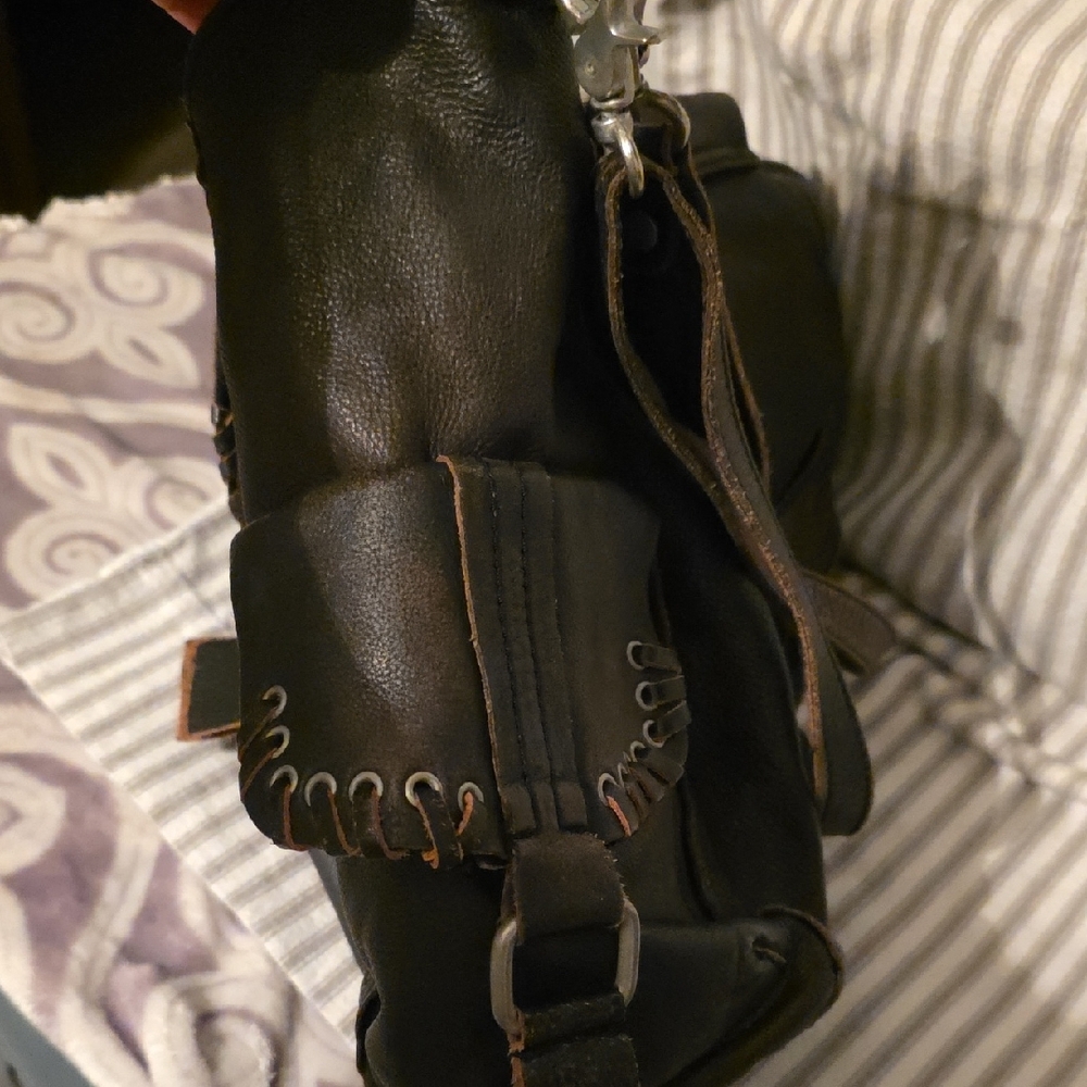 Free People Large Leigh Distressed Aged Graphite Leather Women's Bag - Picture 2 of 6